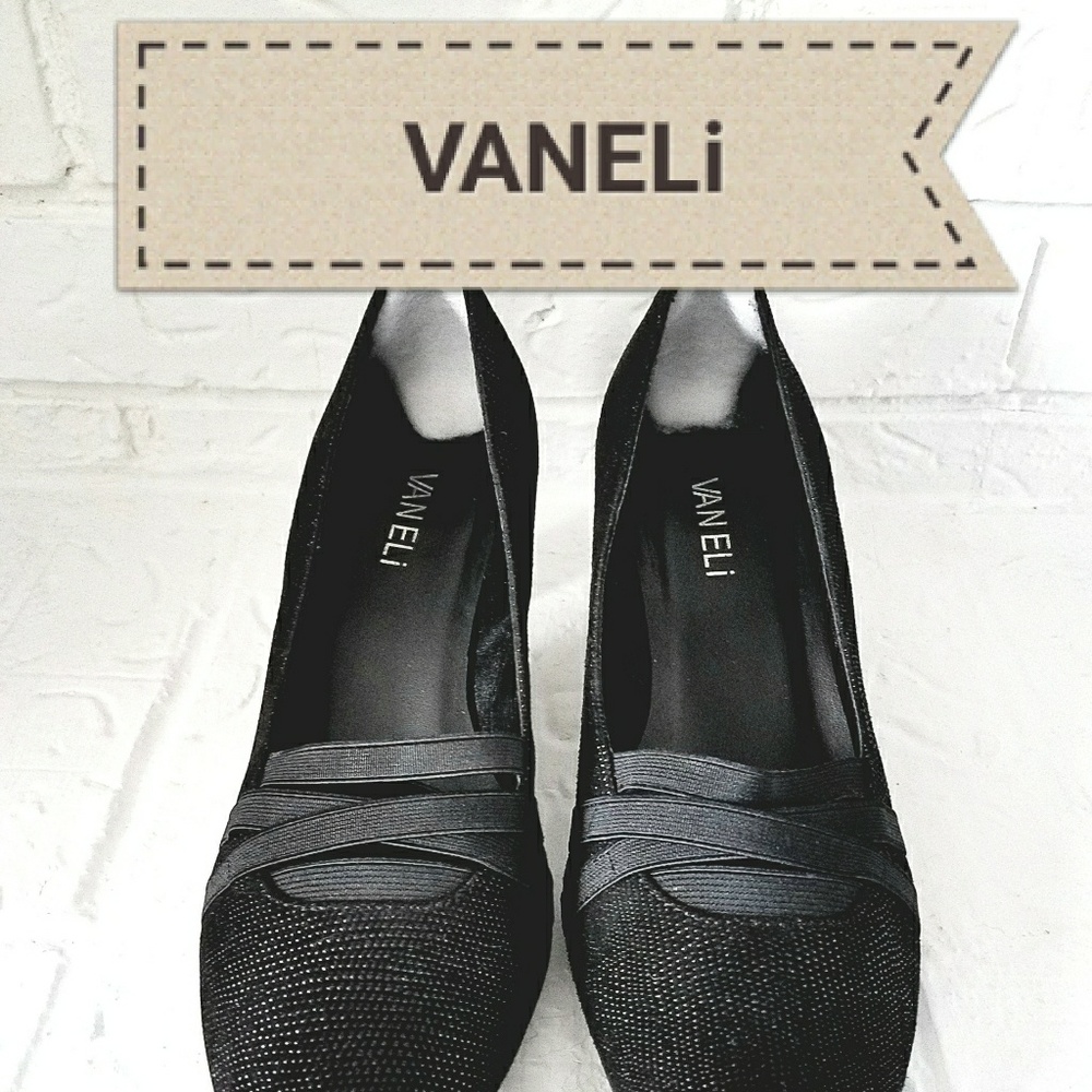 Vanelli Black Heels